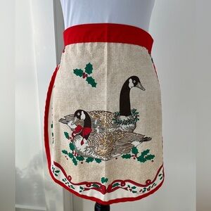 VINTAGE Christmas Holiday Half Apron Tie Waist Canada Goose Holly Made in Canada